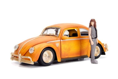 Volkswagen Beetle Weathered W/ Charlie Figurine, Bumblebee Jada Toys 30114 - 1/24 Scale Diecast Car