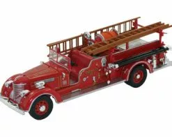 1939 Packard Fire Engine L.F.D., Red - Signature Models 32400 - 1/32 Scale Diecast Model Toy Car