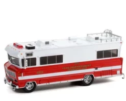 1973 Winnebago Chieftain "Joliet Fire Department Command Unit" , White And Red - Greenlight 33220A/48 - 1/64 Scale Diecast Model Toy Car