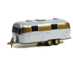 1972 Airstream Double-Axle Land Yacht Safari Custom Travel Trailer, Silver - Greenlight 34120C/48 - 1/64 Scale Diecast Model Toy Car