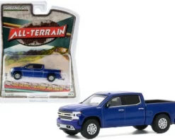 Null 2020 Chevy Silverado High Country Pickup Truck, North Sky Blue - Greenlight 35170F/48 - 1/64 Scale Diecast Model Toy Car