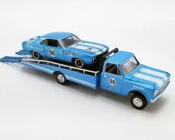 1967 Chevy C-30 Ramp Truck W/ 1970 Chevy Camaro #5 Greenlight 51345 - 1/64 Scale Diecast Car