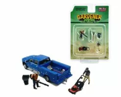 The Gardener Figure Set, Multi - American Diorama 76474MJ - 1/64 Scale Figurine - Diorama Accessory