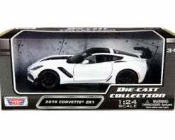 2019 Chevy Corvette ZR1, White - Motor Max 79356WH - 1/24 Scale Diecast Model Toy Car