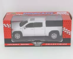 2019 GMC Sierra 1500 Denali Crew Cab Pickup Truck, White - Motor Max 79362WH - 1/27 Diecast Car