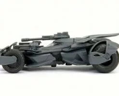 Jada Toys 2017 Batmobile, Justice League - Jada 99230 - 1/32 Scale Diecast Batman Model