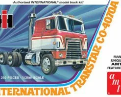 International Transtar CO-4070A Semi Tractor Model Kit - RC2 AMT1203, 1/25 Plastic Model Kit