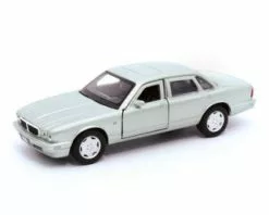 Jaguar XJ6, Seafrost Silver - Tayumo TM00021SV - 1/36 Scale Diecast Model Toy Car